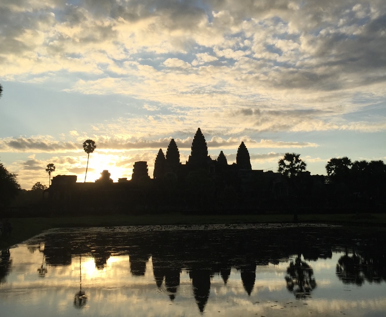 アンコールワットの朝